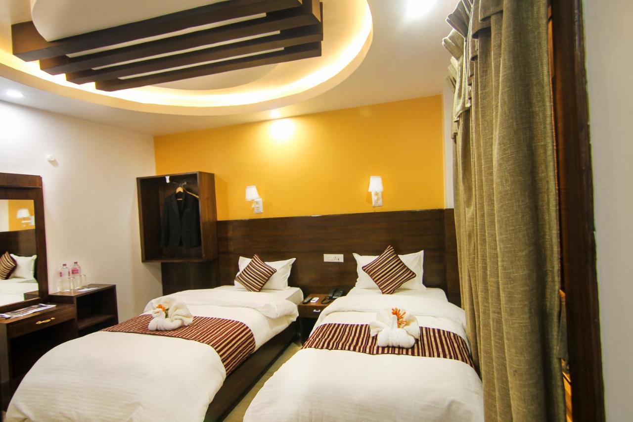 Hotel Lakeside Pvt. Ltd. Ποκάρα Εξωτερικό φωτογραφία