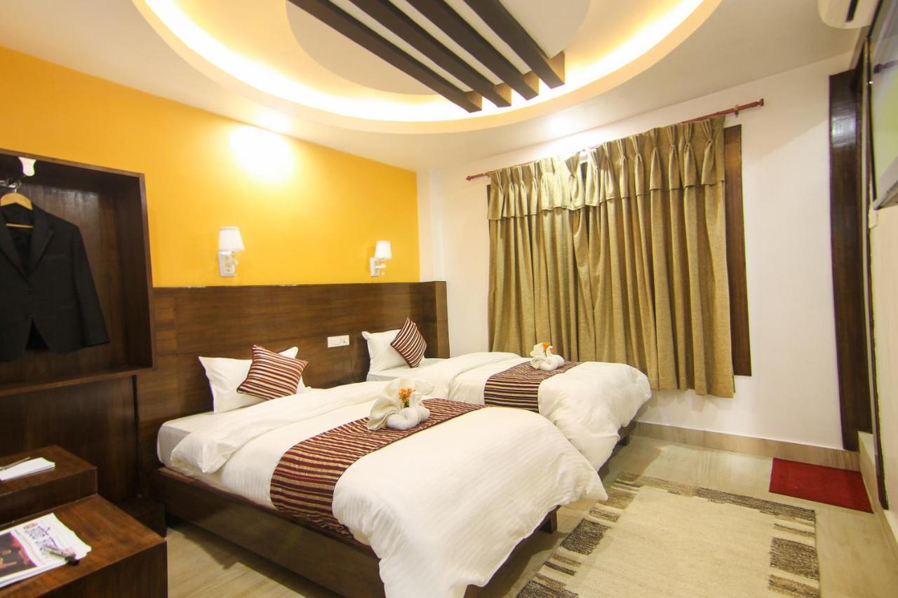 Hotel Lakeside Pvt. Ltd. Ποκάρα Εξωτερικό φωτογραφία