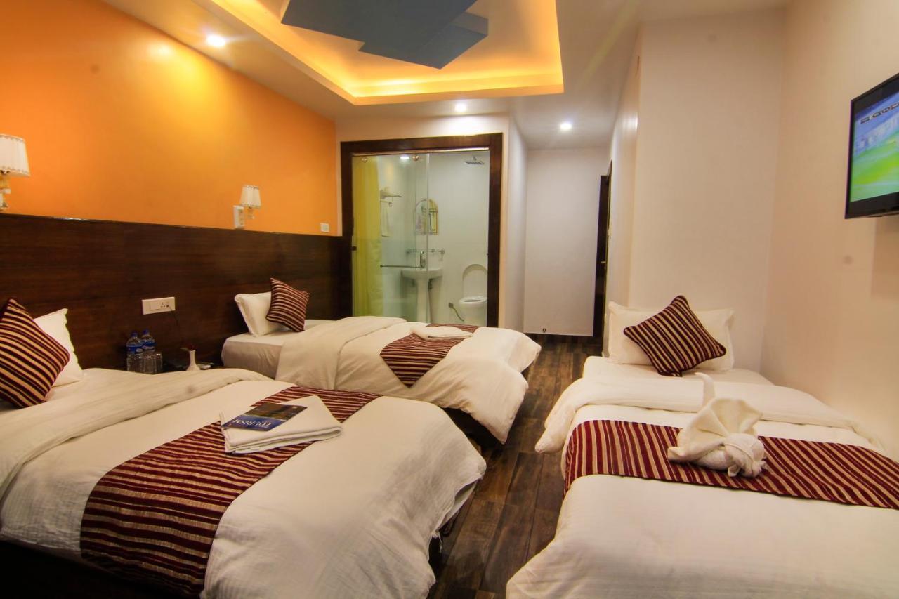 Hotel Lakeside Pvt. Ltd. Ποκάρα Εξωτερικό φωτογραφία