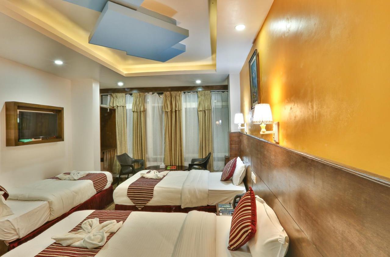 Hotel Lakeside Pvt. Ltd. Ποκάρα Εξωτερικό φωτογραφία