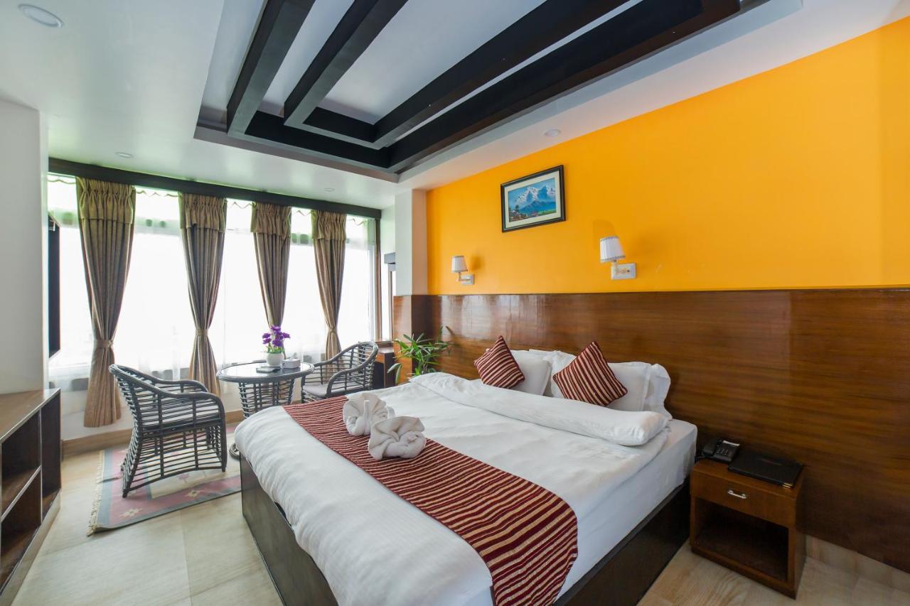 Hotel Lakeside Pvt. Ltd. Ποκάρα Εξωτερικό φωτογραφία