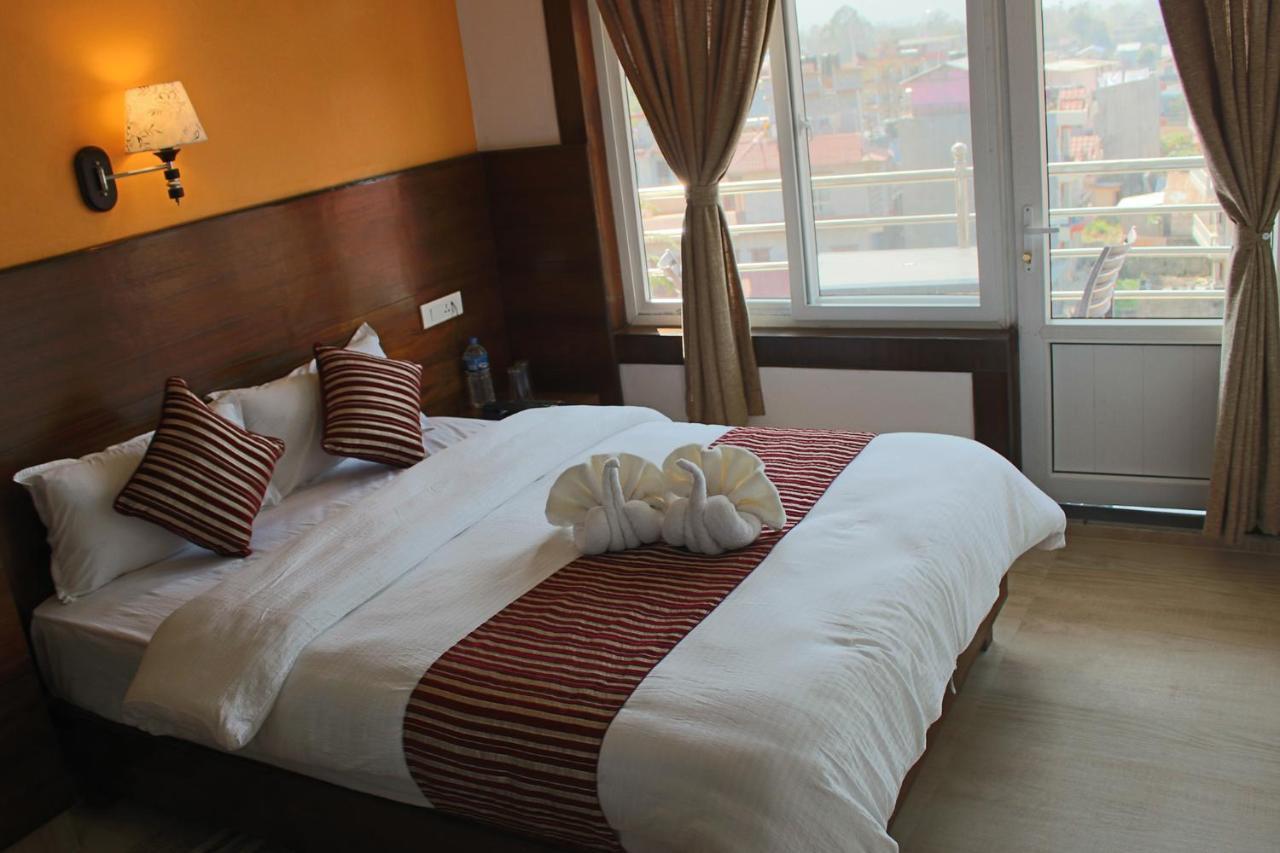 Hotel Lakeside Pvt. Ltd. Ποκάρα Εξωτερικό φωτογραφία