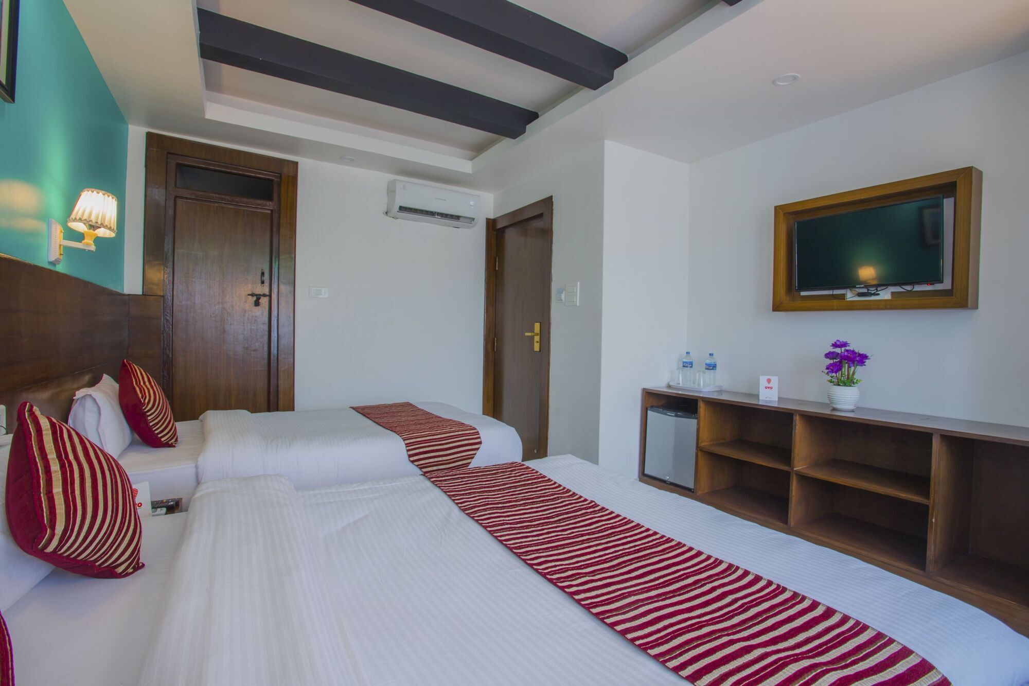 Hotel Lakeside Pvt. Ltd. Ποκάρα Εξωτερικό φωτογραφία